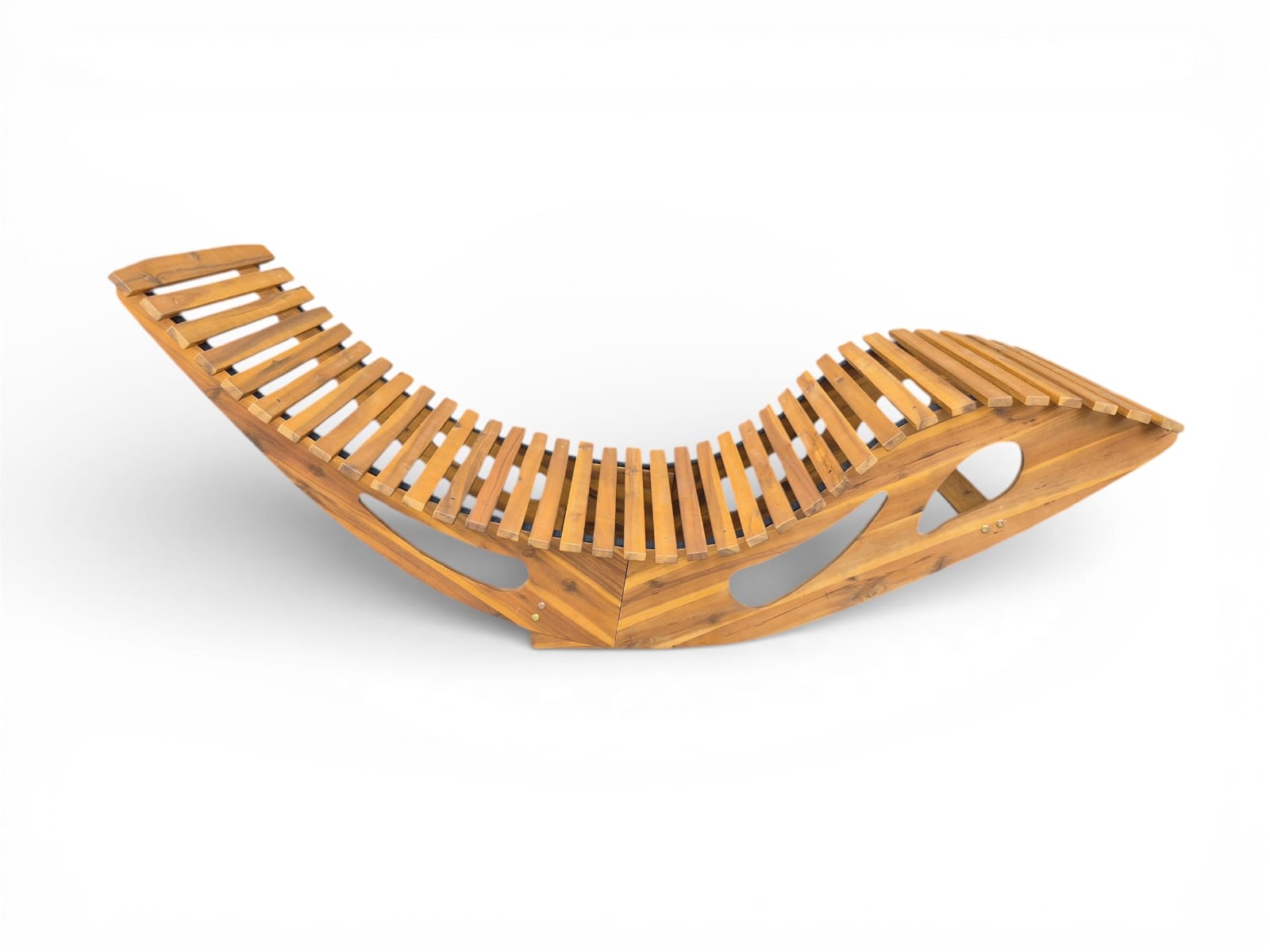 Klappbare ergonomische Akazienholzliege zusammengeklappt